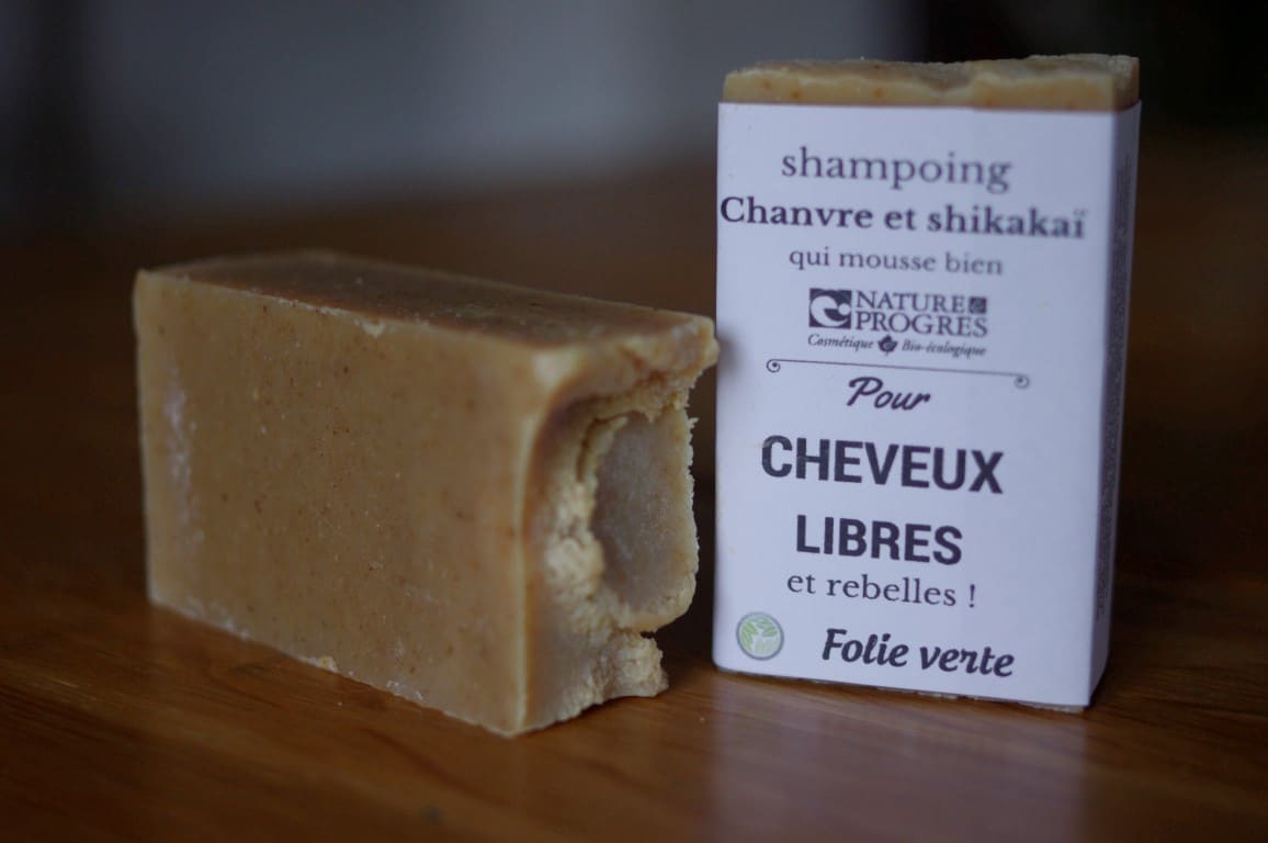 shampoing solide naturel au shikakaï – 100g saponifié à froid | cheveux forts, brillants et cuir chevelu sain
