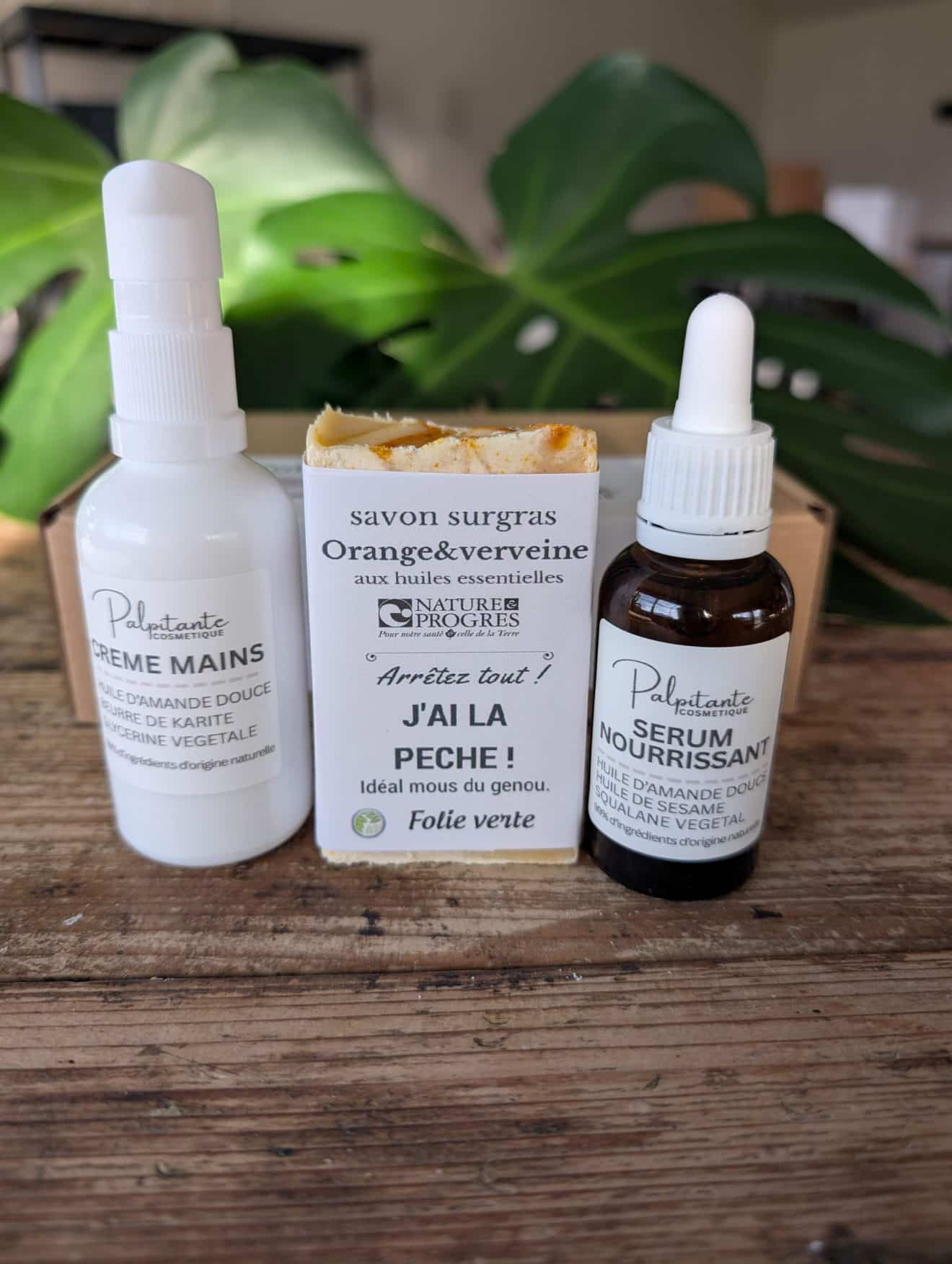 coffret cadeau savon, sérum, crème mains
