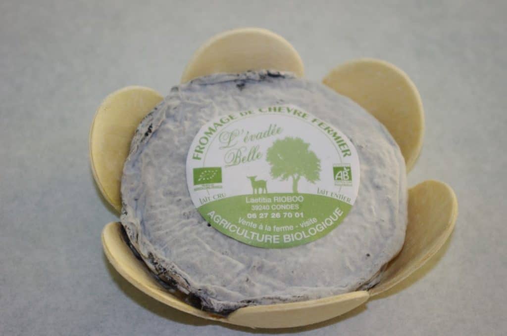 fromage de chèvre bio cendré (Medium)